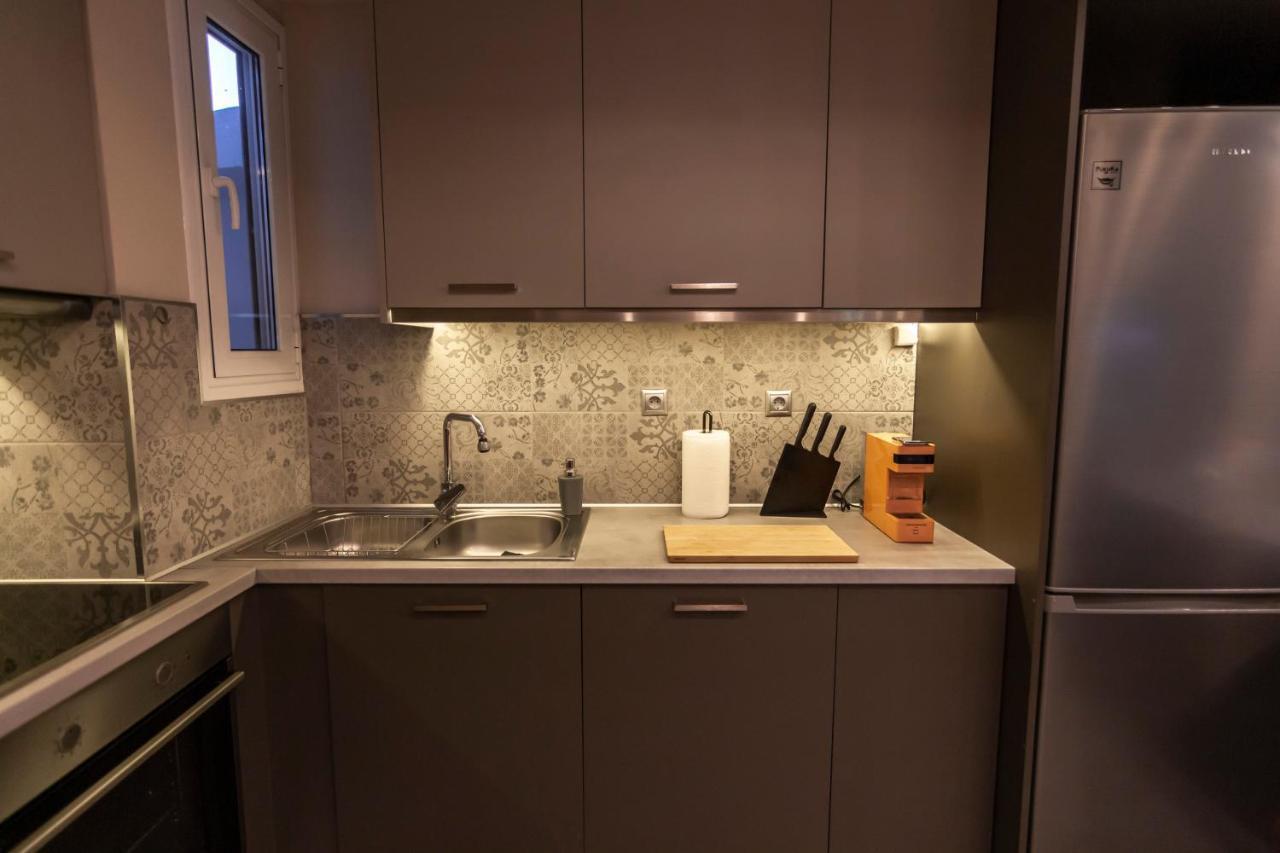Luxury 10' From The Center! *